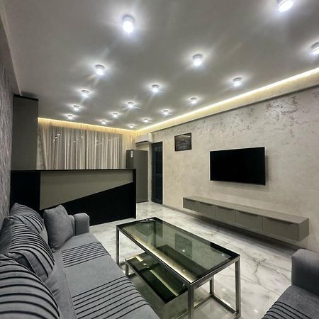 Luxuary Spacious 1Bedroom Apt,Centre Erywań Zewnętrze zdjęcie