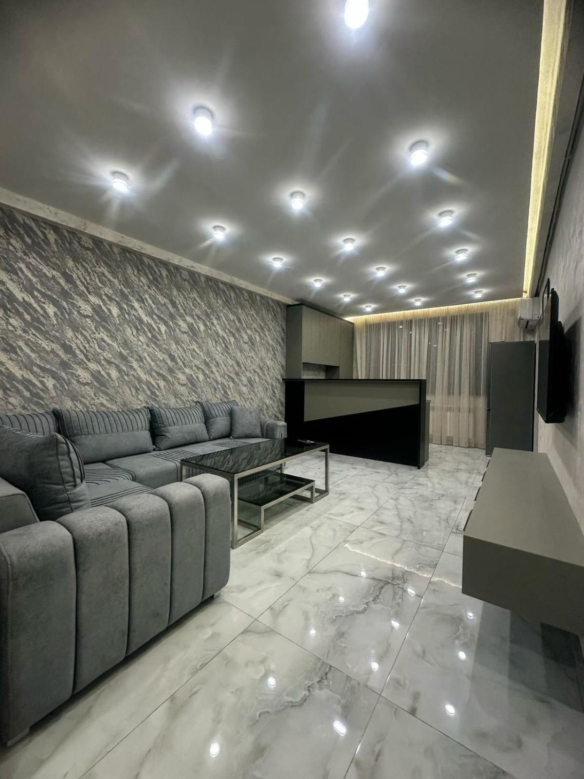 Luxuary Spacious 1Bedroom Apt,Centre Erywań Zewnętrze zdjęcie
