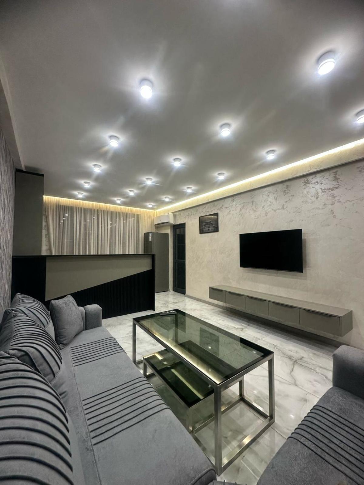 Luxuary Spacious 1Bedroom Apt,Centre Erywań Zewnętrze zdjęcie