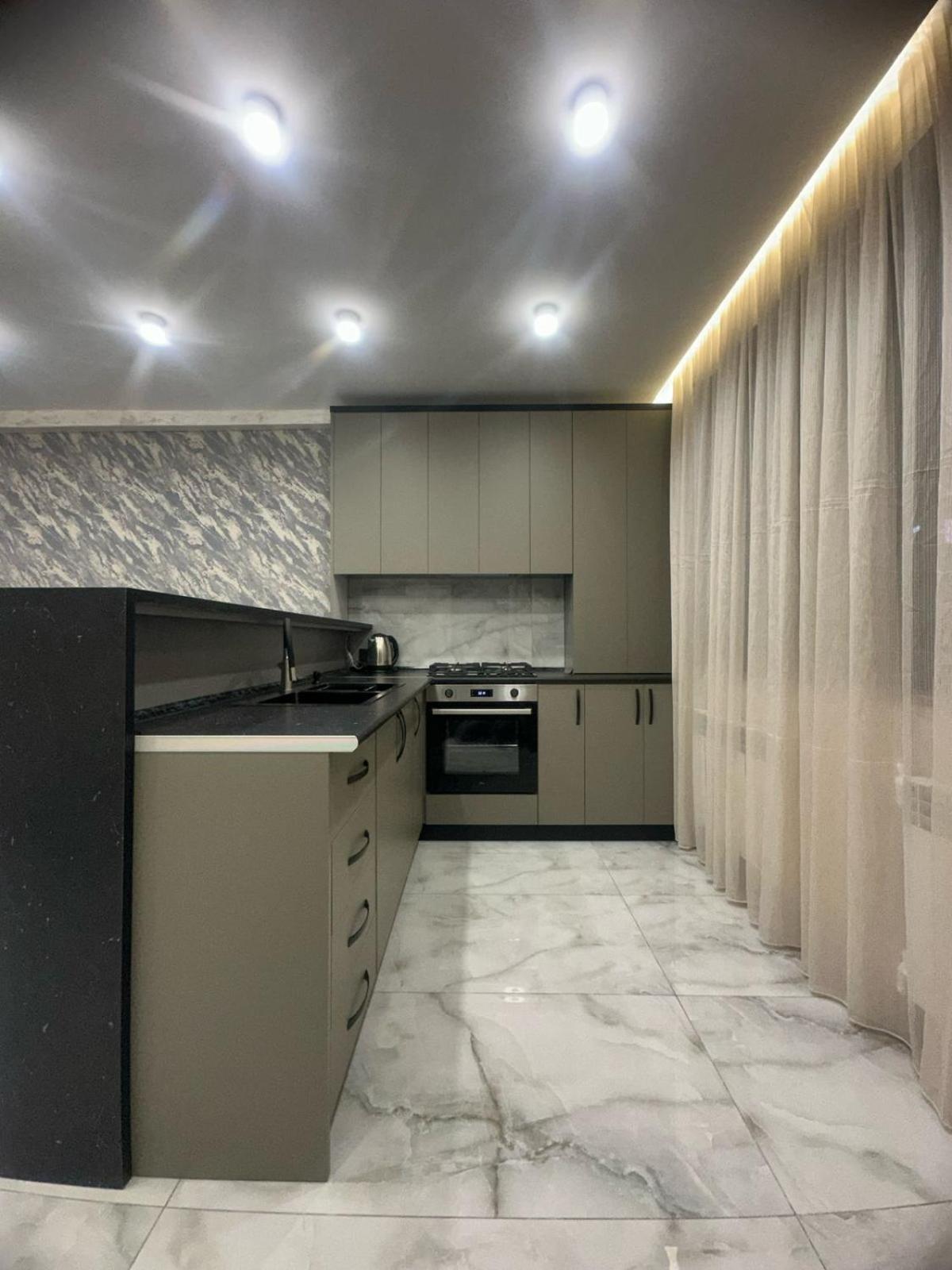 Luxuary Spacious 1Bedroom Apt,Centre Erywań Zewnętrze zdjęcie